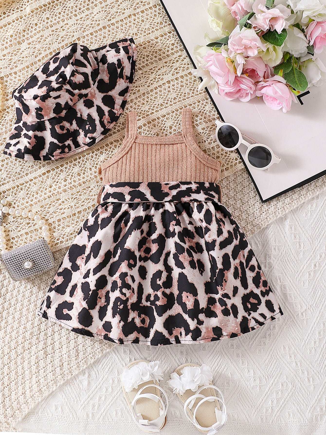 Vestitino  estivo bambina 2 pezzi con stampa animalier e cappello coordinato