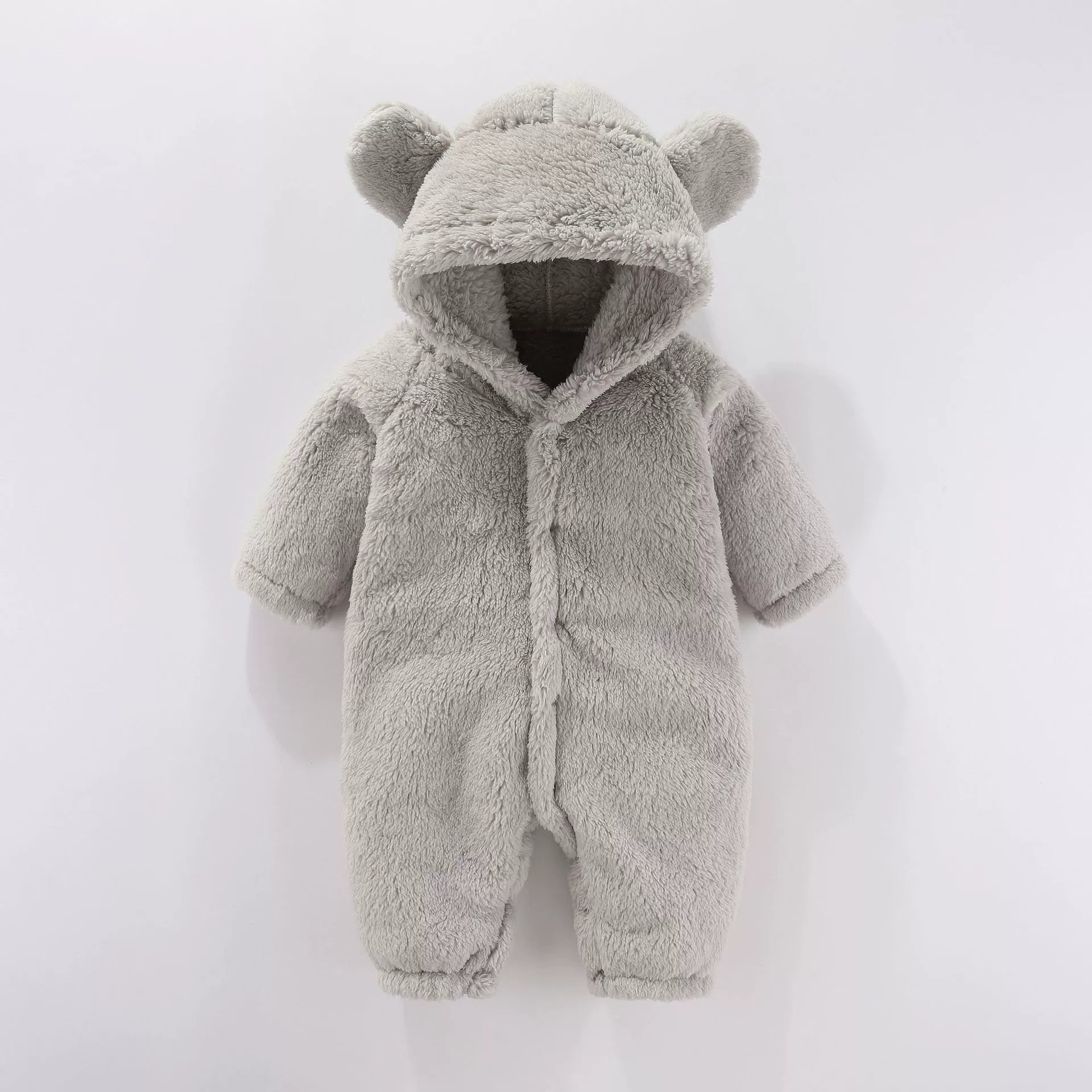 Tuta invernale “Teddy Bear” in peluche con cappuccio e orecchiette – Calda e morbida