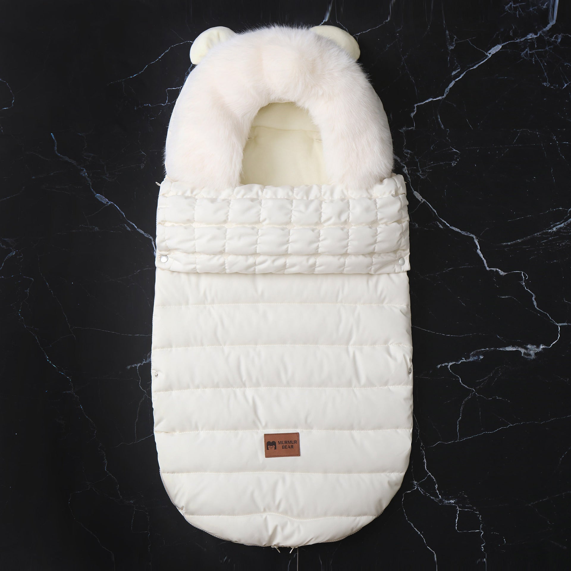 Sacco Nanna Invernale Neonato con Pelliccia Morbida e Cappuccio con Orecchiette – Vari Colori