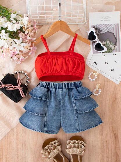 Completo Estivo per Bambina con Top Rosso e Shorts in Denim