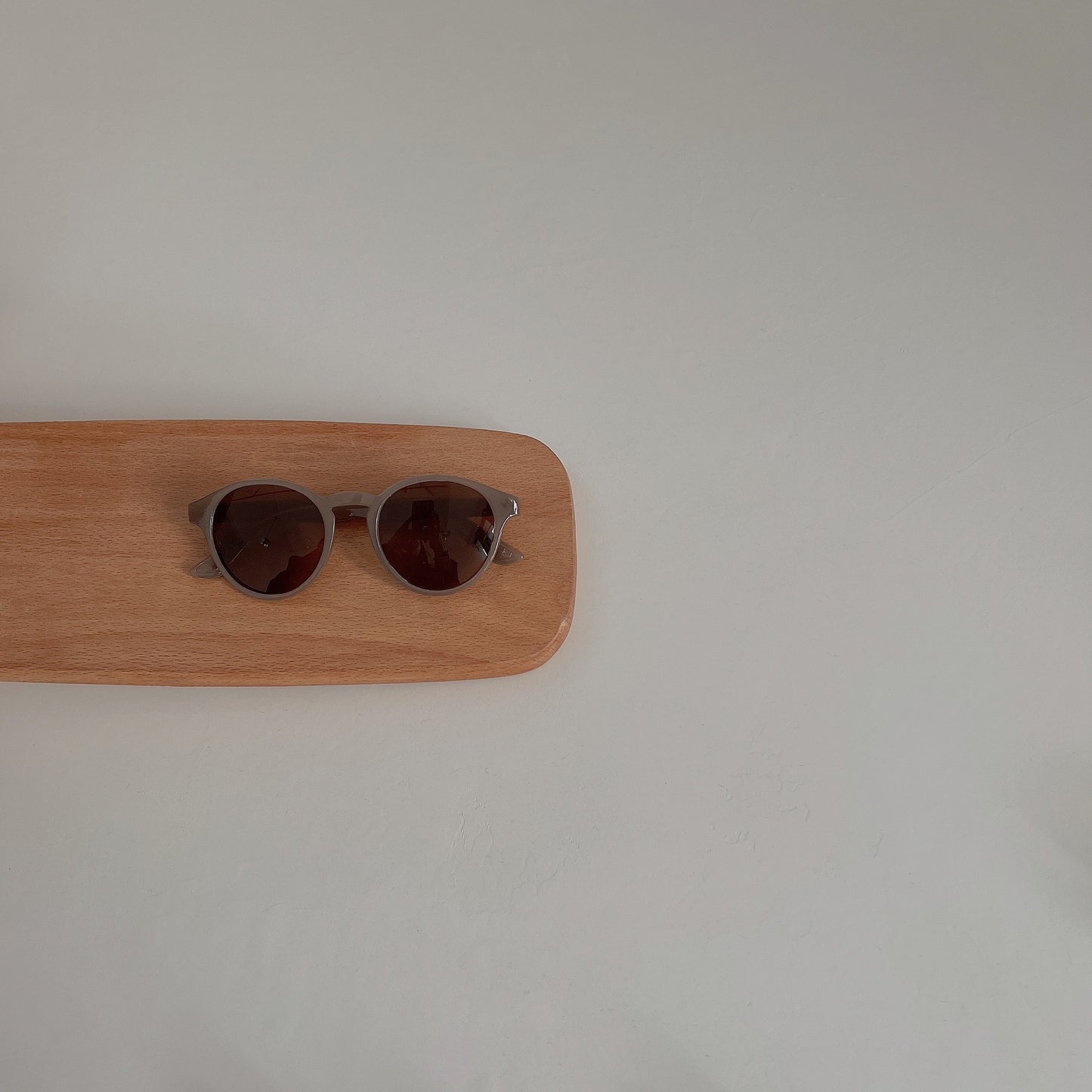 Occhiali da sole colorati per bambini con custodia– Protezione UV400