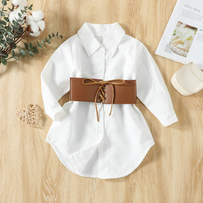 Camicia elegante per bambina con cintura in ecopelle