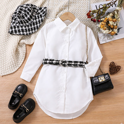 Abito camicia bianca elegante con cintura pied de-poule per bambina