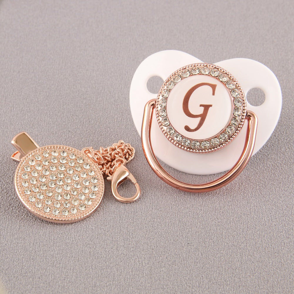 Set Ciuccio Luxury Bianco e oro rosa con Clip – Personalizzato con Iniziale (6-12 mesi)