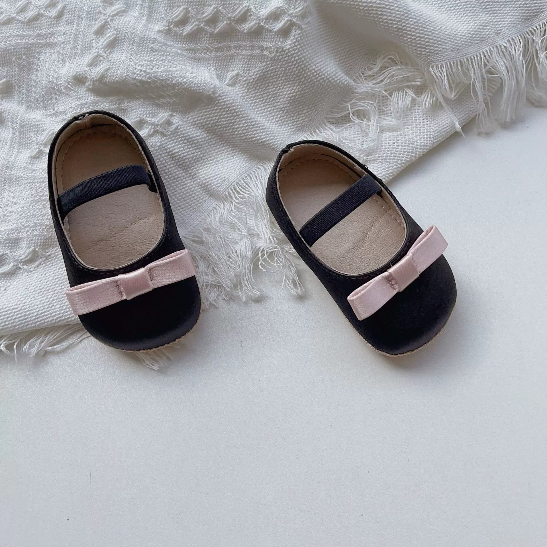 Scarpine Neonata Eleganti con Fiocco – Suola Antiscivolo