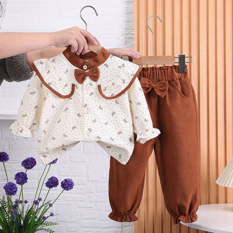 Completo Bambina con Colletto a Petalo e Fiocco – Eleganza e Tenerezza per Ogni Giorno