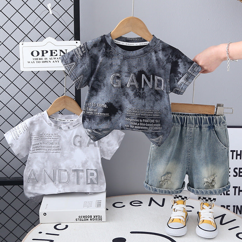 Completo Bambino T-Shirt Tie-Dye e Shorts in Denim