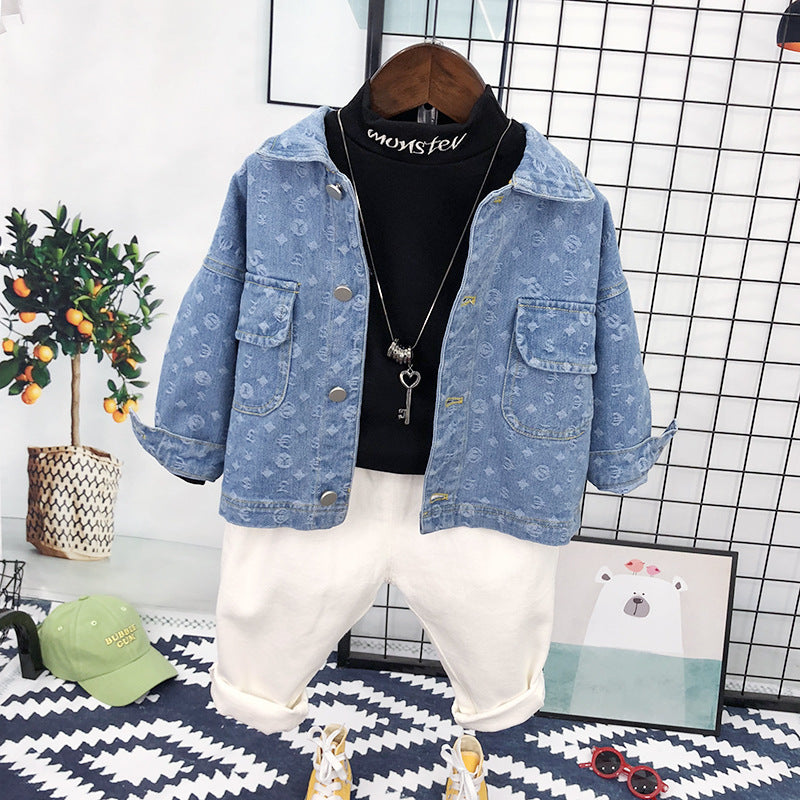 Completo Casual Bimbo 3 Pezzi – Giacca in Jeans, Maglia Nera e Pantaloni Bianchi