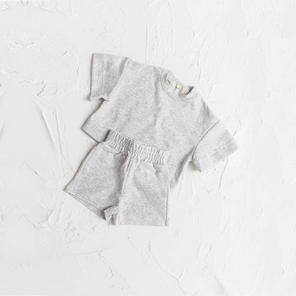 Completo Estivo Bambino in Cotone – T-shirt e Shorts