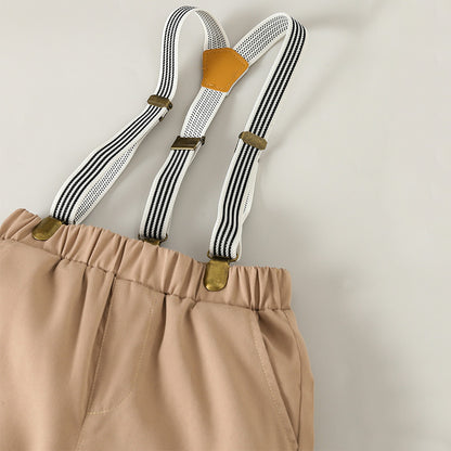 Elegante Completo per Bambini Beige con Bretelle e Papillon