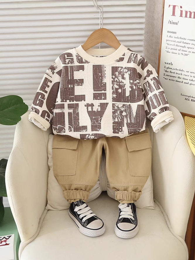 Completo Bambino con Felpa Stampata e Pantaloni Cargo