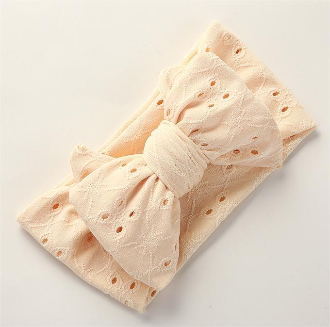 Fascia Neonato con Maxi Fiocco Ricamato – Morbido Cotone Elasticizzato 🎀