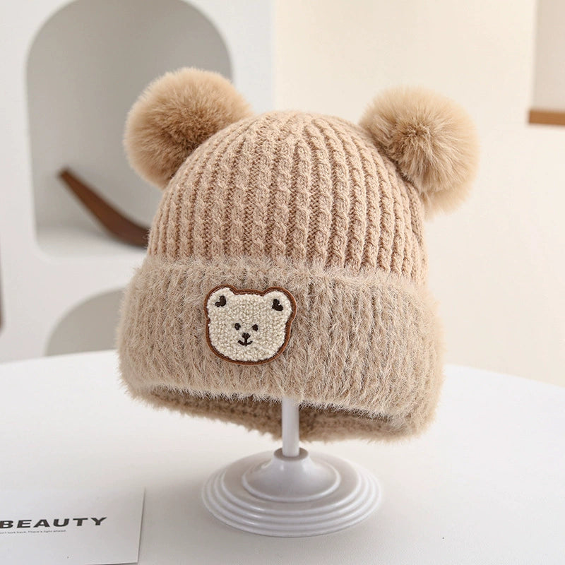 Cappellino Invernale Orsetto con Doppio Pon Pon – Maglia Morbida per Bambini