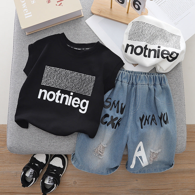 Set Estivo Bambino con T-shirt "Notnieg" e Shorts in Denim