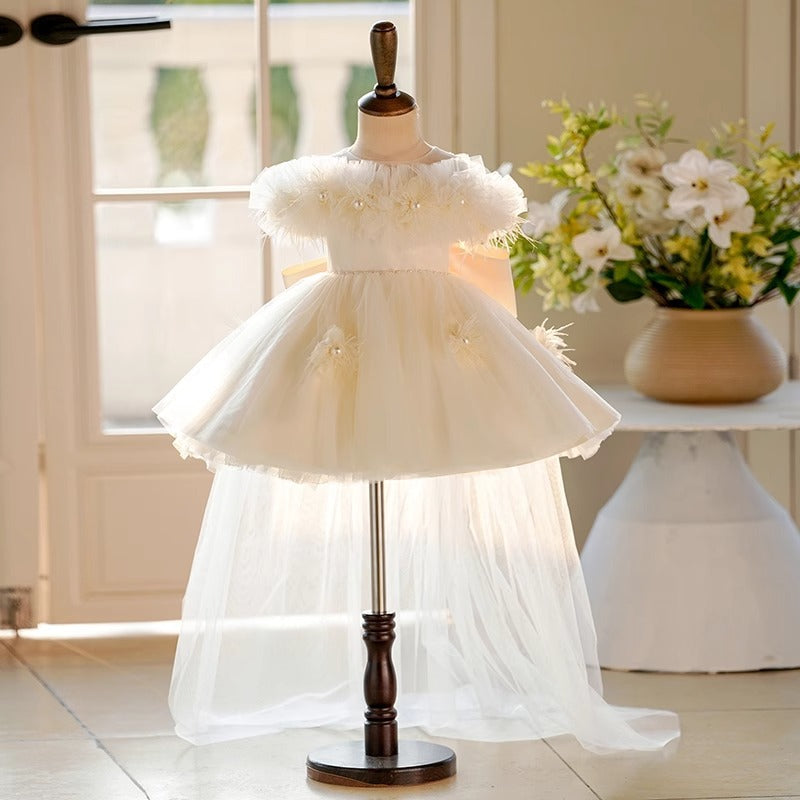 Abito Cerimonia Bambina Avorio con Strascico e Fiori in Tulle