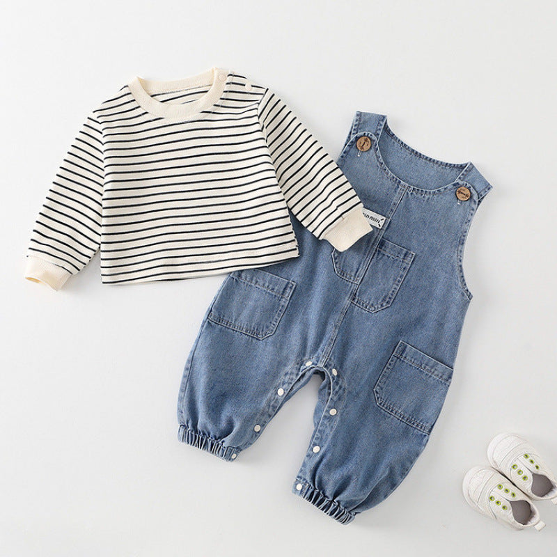 Completo Neonato 2 Pezzi – Maglia a Righe + Salopette Jeans con Tasche