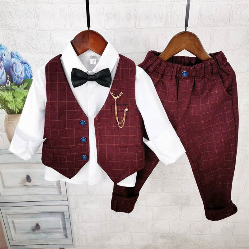 Completo Elegante Bimbo 3 Pezzi – Gilet e Pantaloni Bordeaux con Papillon