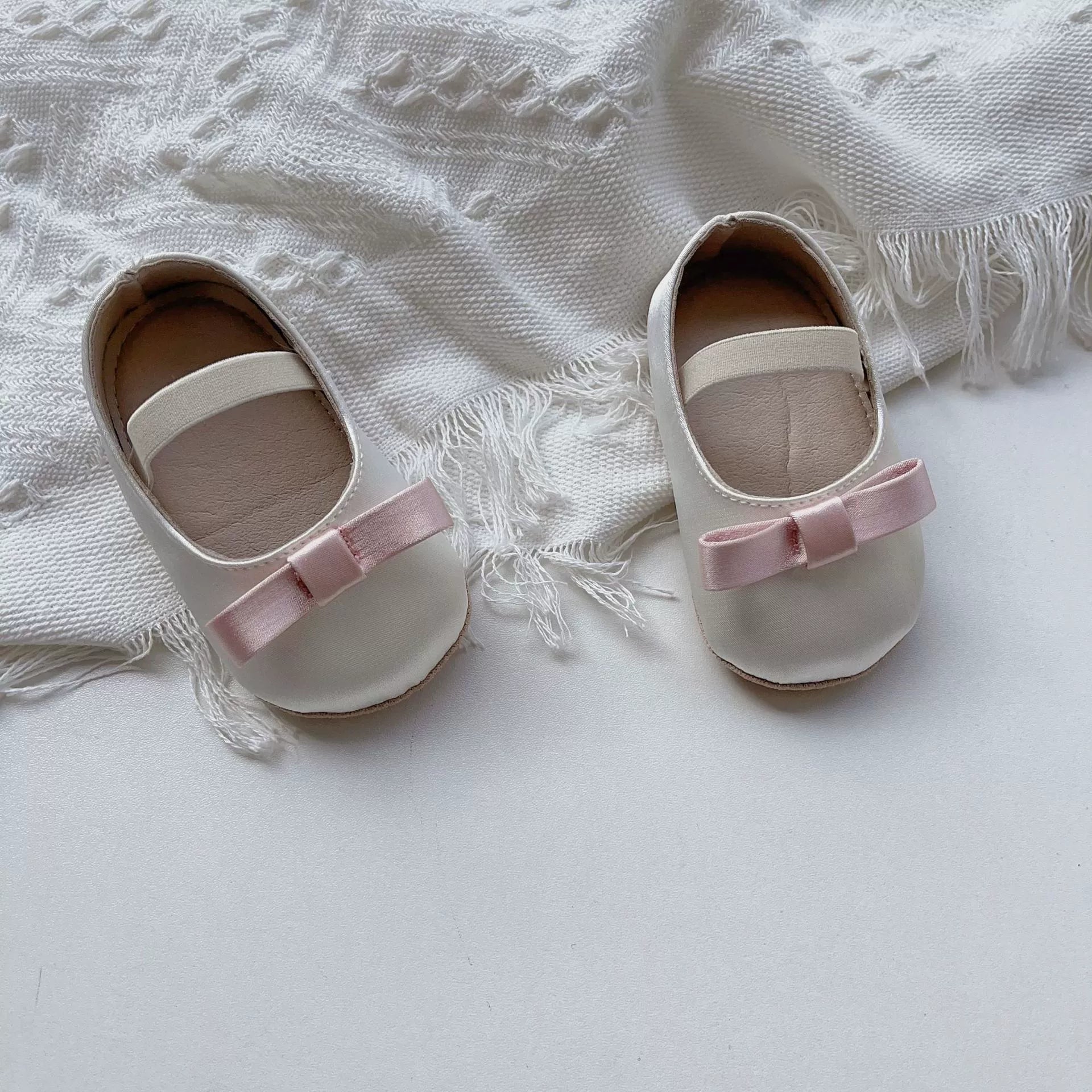 Scarpine Neonata Eleganti con Fiocco – Suola Antiscivolo