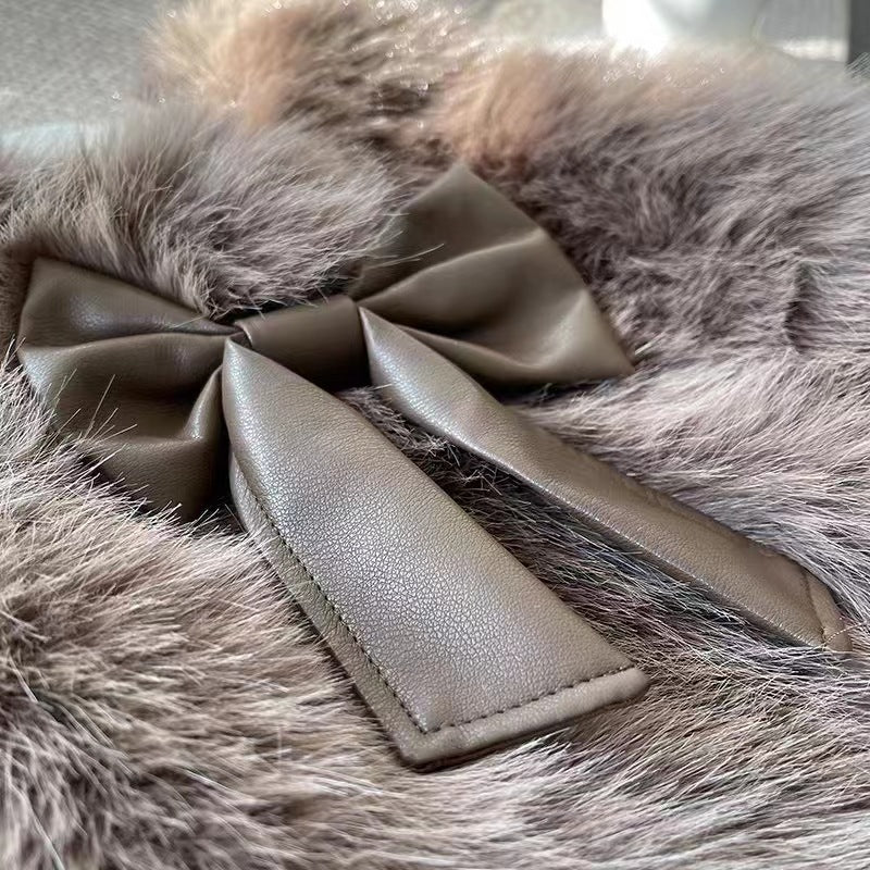 Completo Elegante Bambina Invernale – Gilet in Eco-Pelliccia, Maglia a Coste e Gonna in Ecopelle