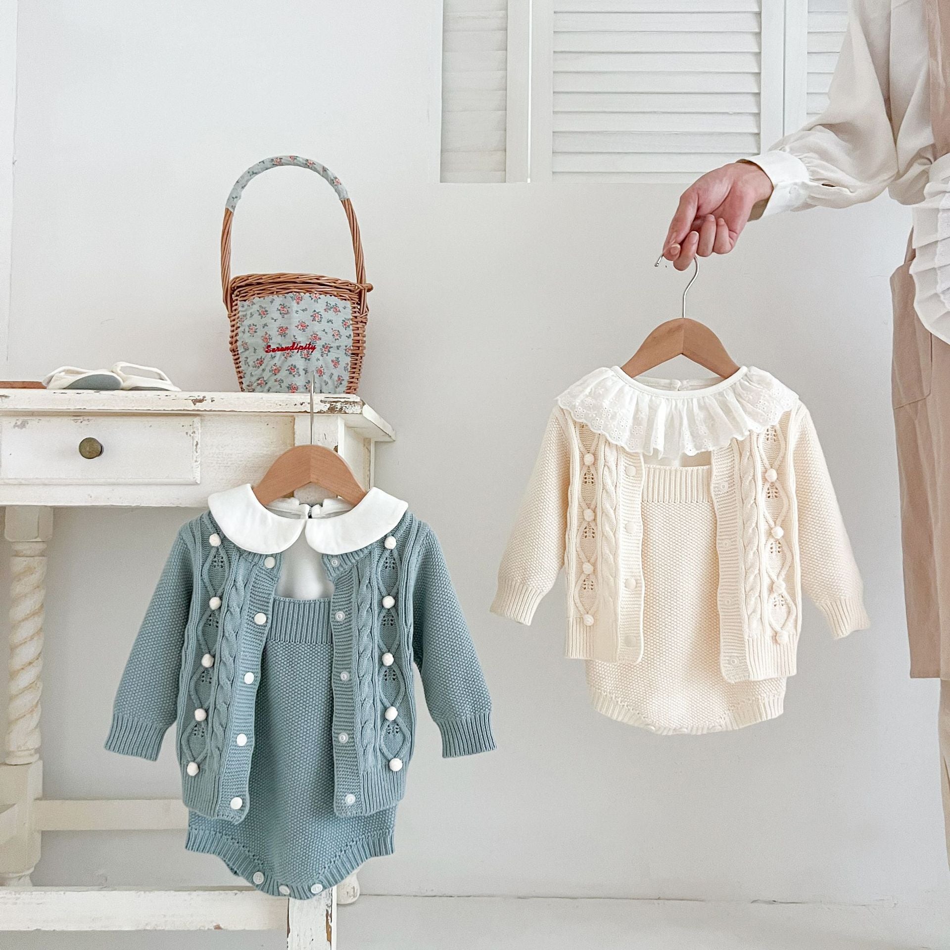 Coordinato Neonato Maglia e Culotte con Cardigan  Modello Classico