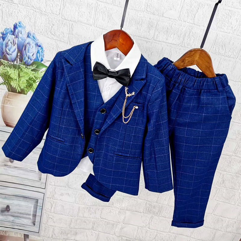 Completo Elegante Bambino 4 Pezzi – Giacca, Gilet e Pantaloni Blu con Papillon