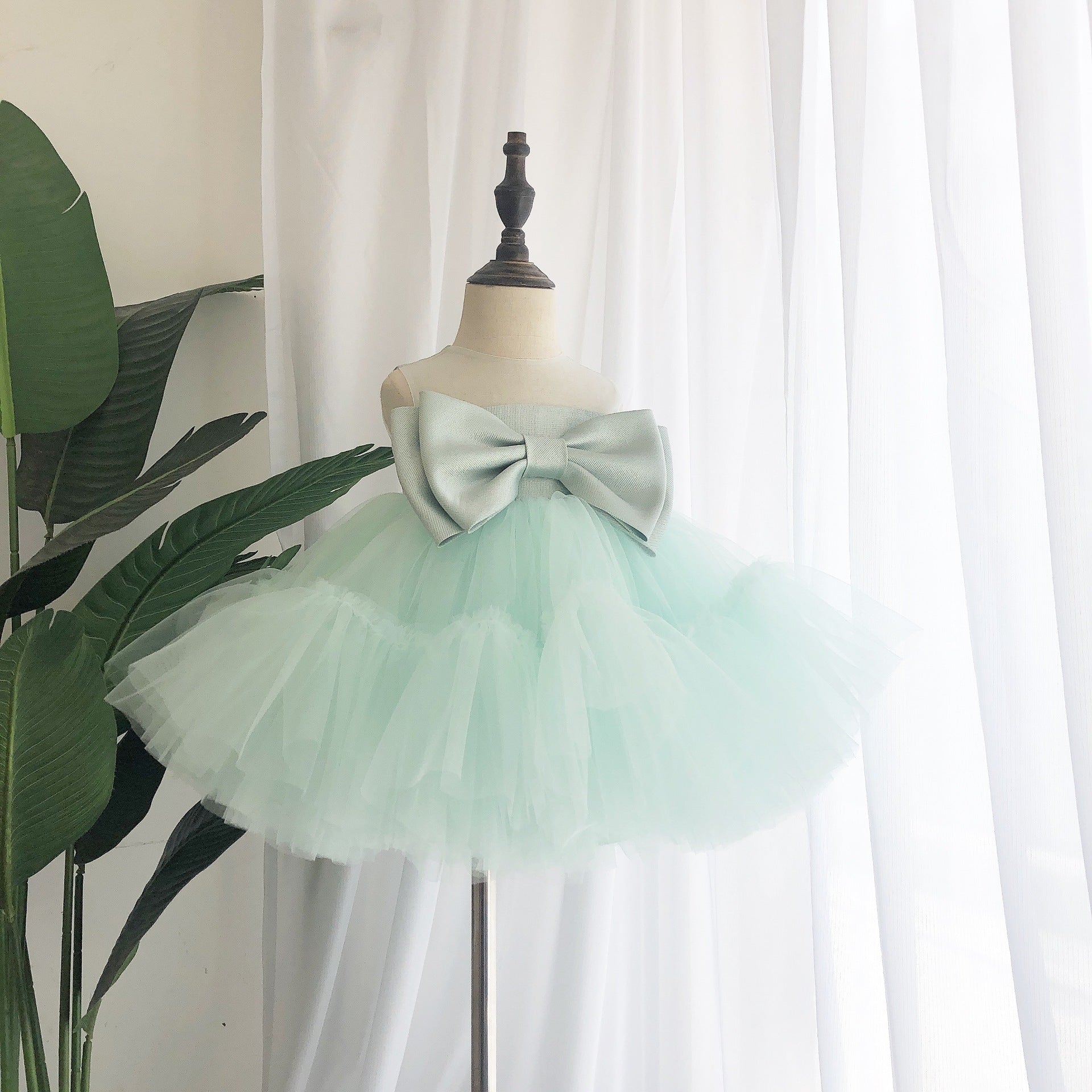 Abito da Cerimonia Bambina in Tulle Verde Menta con Maxi Fiocco
