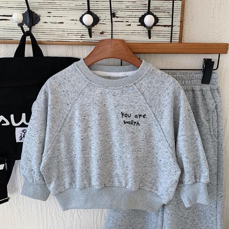 Completo bambino 2 pezzi   Felpa e pantalone "You Are Worth"