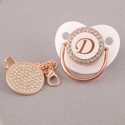 Set Ciuccio Luxury Bianco e oro rosa con Clip – Personalizzato con Iniziale (6-12 mesi)