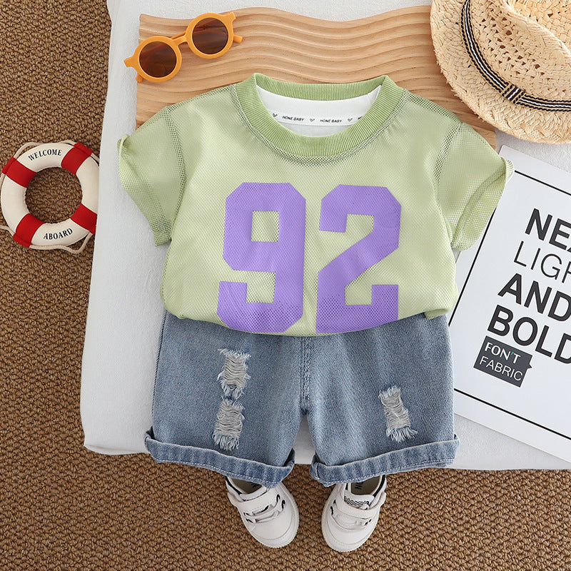 Set Estivo Bambino  T-Shirt Sportiva e Shorts di Jeans
