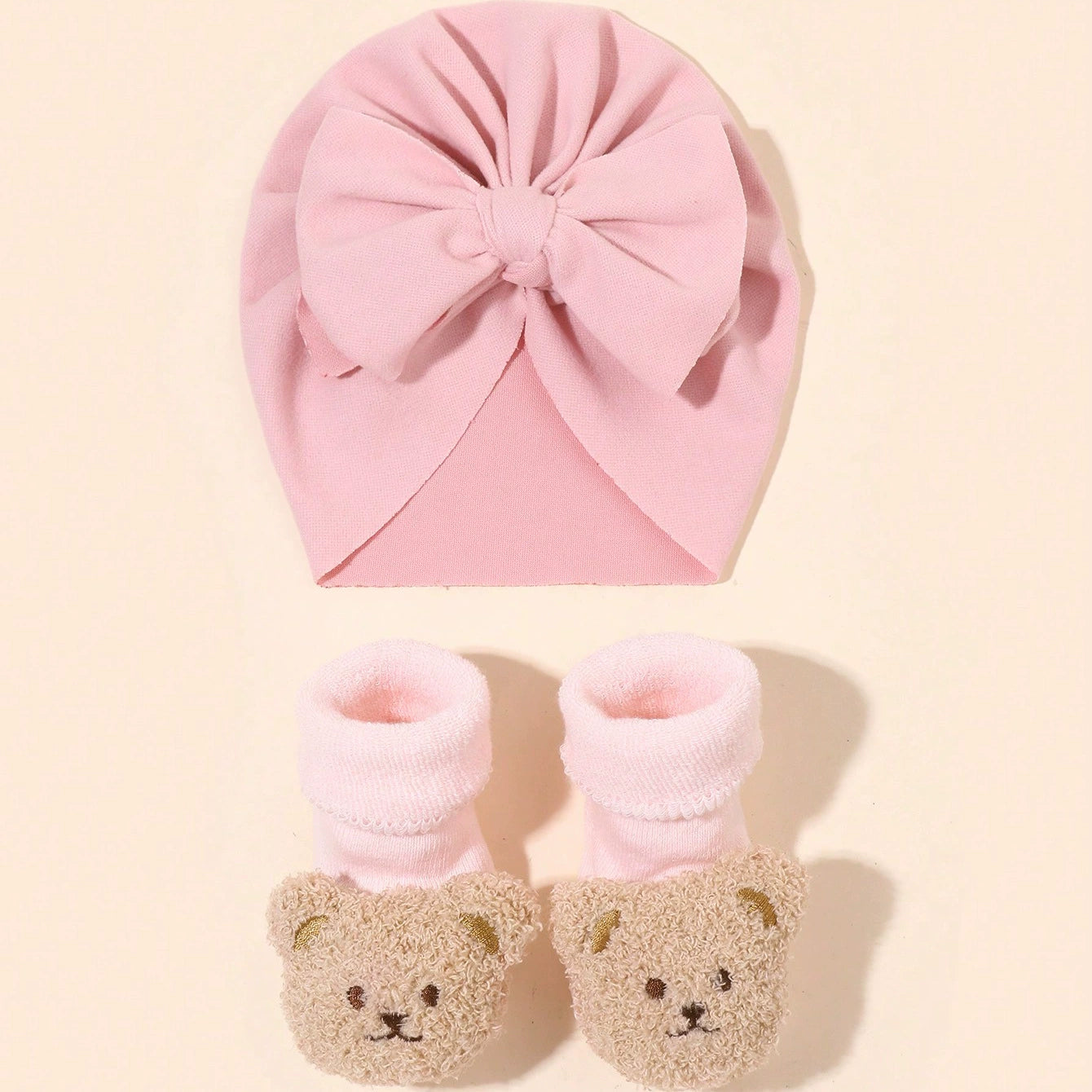 Set Cappellino+ Calzini Orsetto Spugna (0-6 mesi)