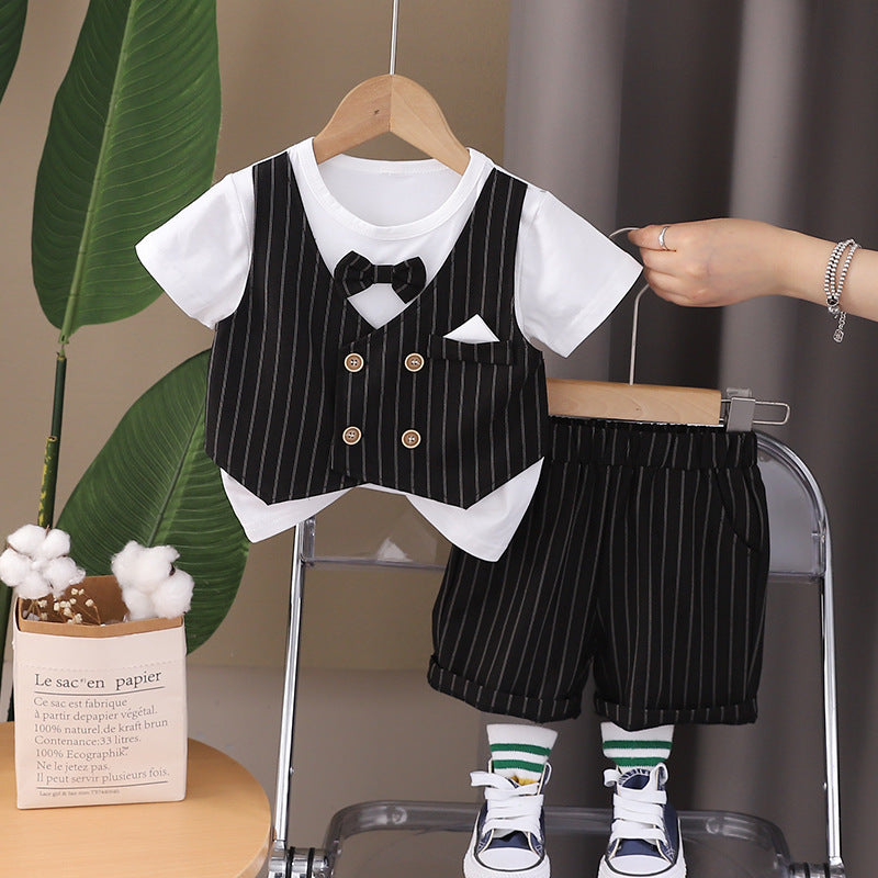 Set Elegante Bambino - Completo con Gilet, Papillon e Pantaloncini