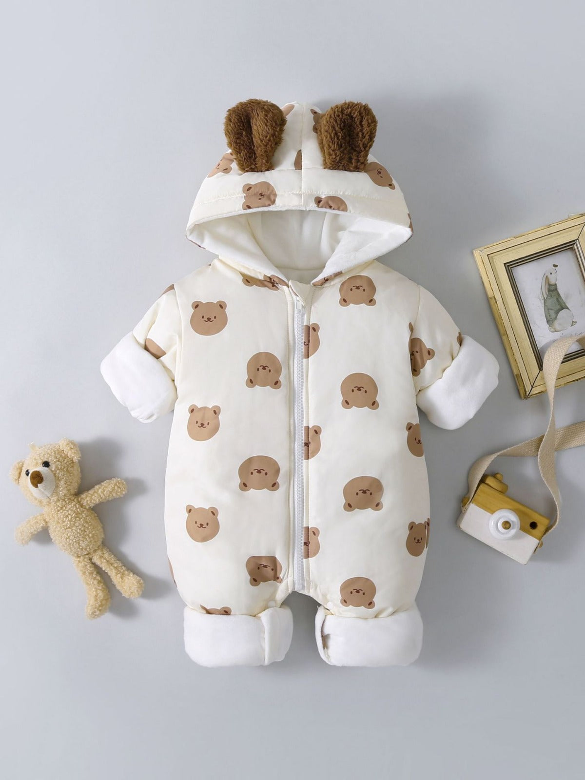 Tutina Invernale Neonato “Little Bear” – Morbida, Calda e Adorabile