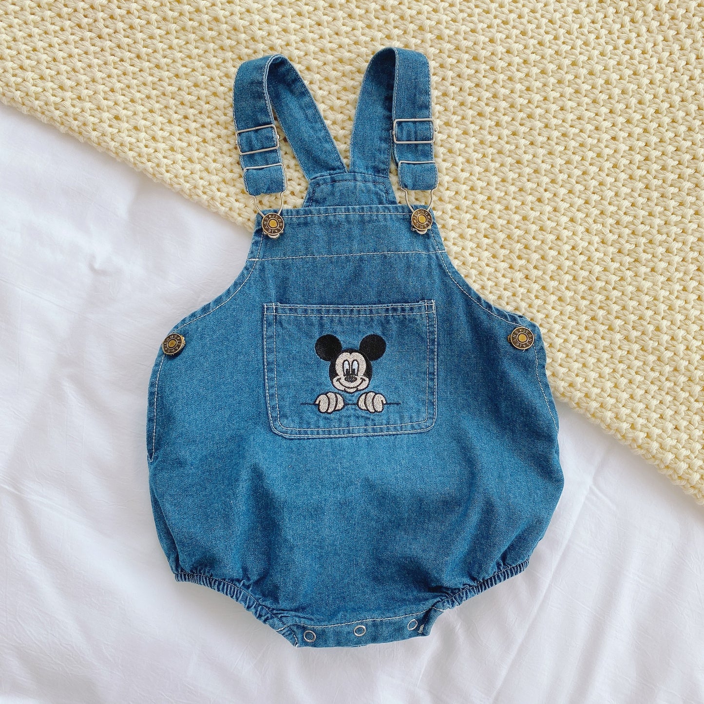 Salopette Neonato in Denim - Design Unisex con Ricamo Topolino