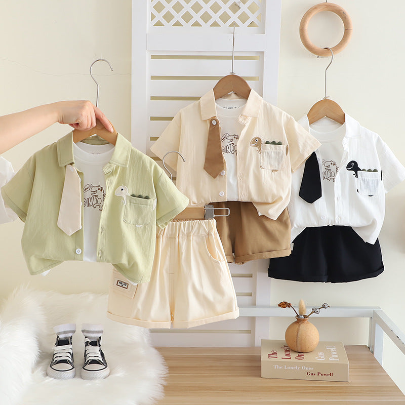 Completo Estivo Bambino "Dino Manager" - Camicia con Cravatta, T-Shirt Stampata e Shorts