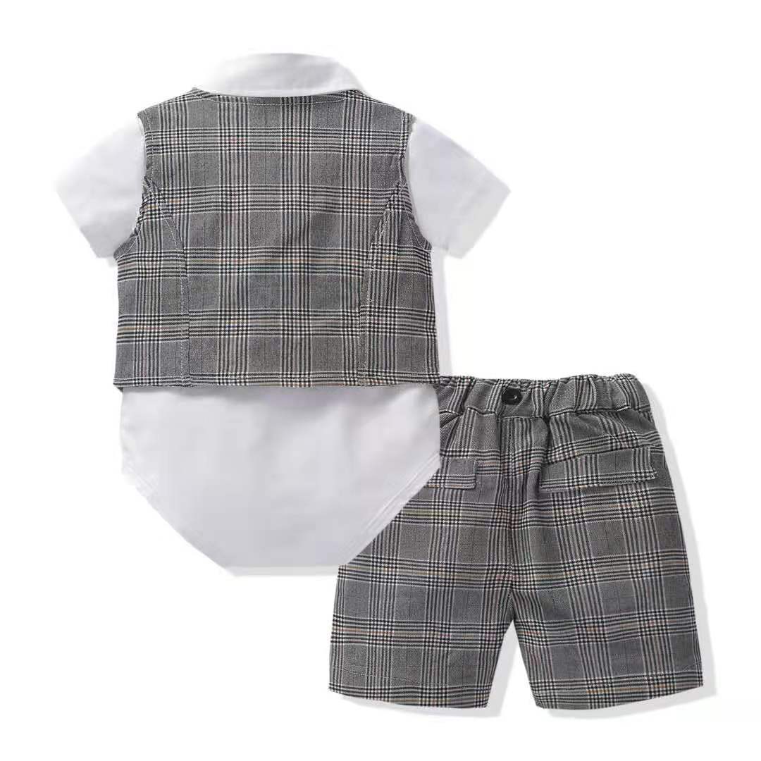 Completo Neonato 4 Pezzi  Body Camicia con Gilet, Pantaloncini e Coppola a Quadri