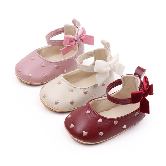 Scarpine Bambina con Cuoricini e Fiocco   Eleganza per i Primi Passi