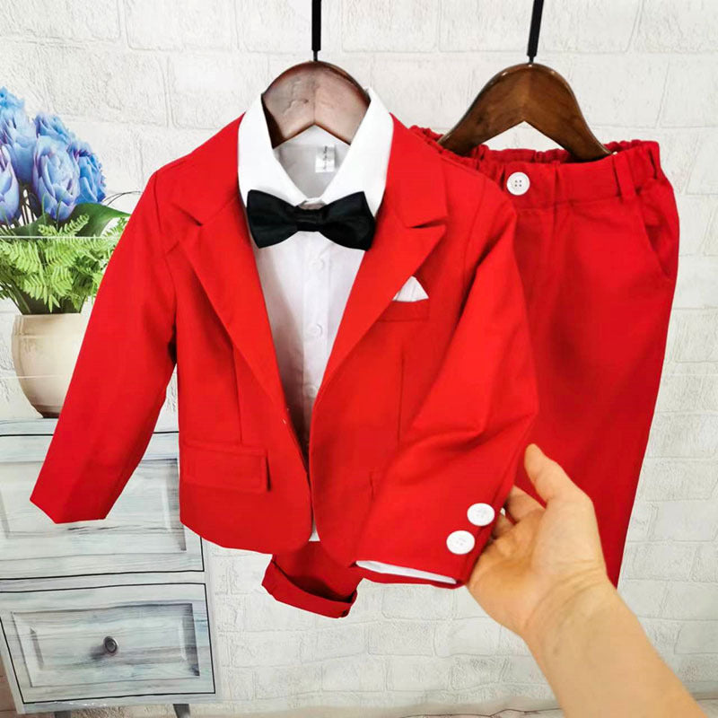 Completo Elegante Bambino 3 Pezzi – Giacca Rossa + Camicia Bianca + Pantaloni + Cravatta/Papillon