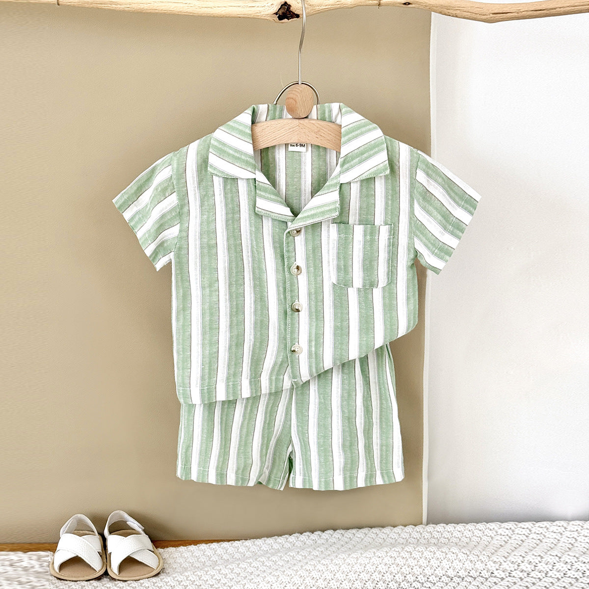 Completo Estivo Bimbo Verde Salvia a Righe  Camicia e Shorts Coordinati