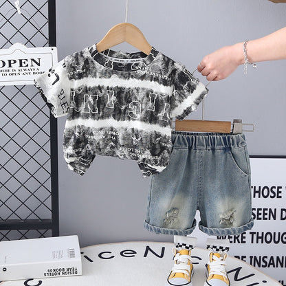 Completo Estivo Bambino – Maglietta Tie-Dye Blu & Shorts Jeans