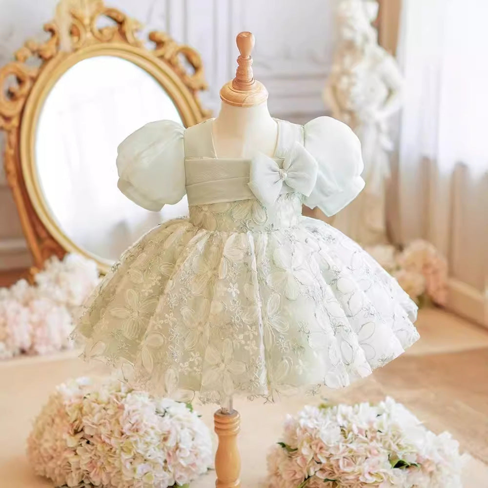 Abito Cerimonia Bimba Verde Salvia con Ricami e Fiocco