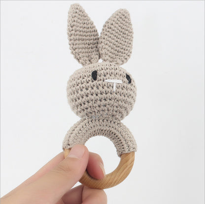 Sonaglio neonato in legno e cotone all’uncinetto – Animali handmade