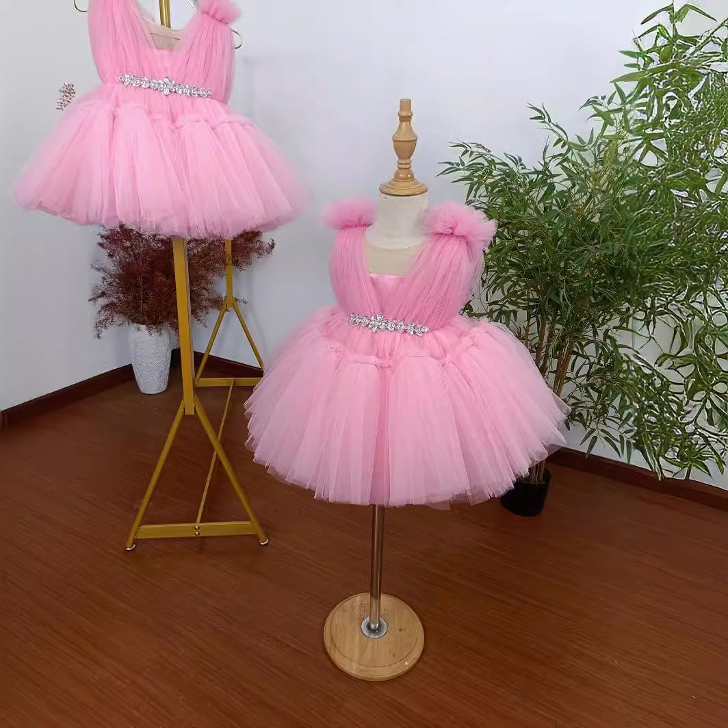 Abito Cerimonia Bambina in Tulle Rosa con Spalline Floreali e Cintura Strass