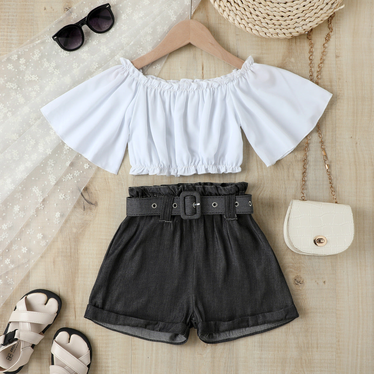 Completo Estivo Bimba  Top a Spalle Scoperte e Shorts