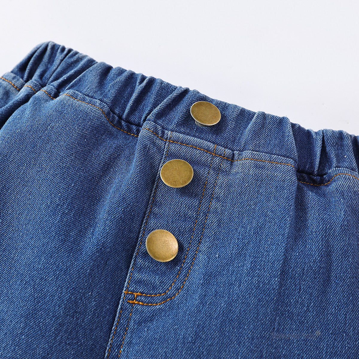 Jeans Bambina a Zampa d’Elefante   Modello Vintage con Bottoni