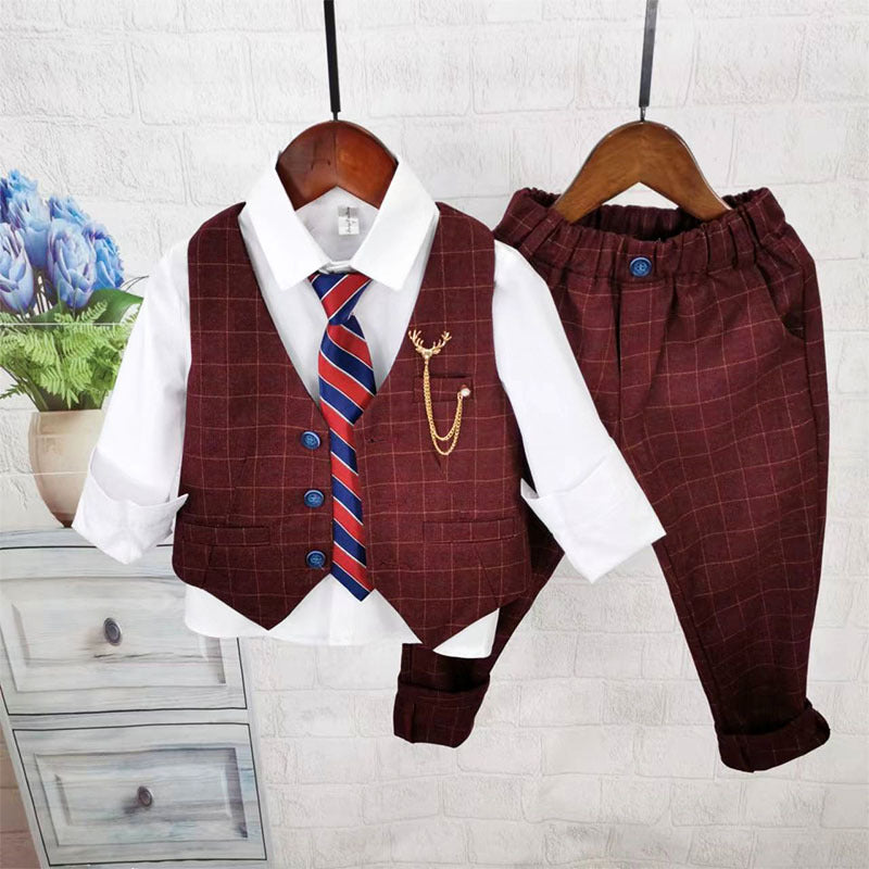 Completo Elegante Bimbo 3 Pezzi – Gilet e Pantaloni Bordeaux Check con Cravatta