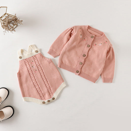 Completo bimba  in Maglia con Cardigan e Salopette - Rosa