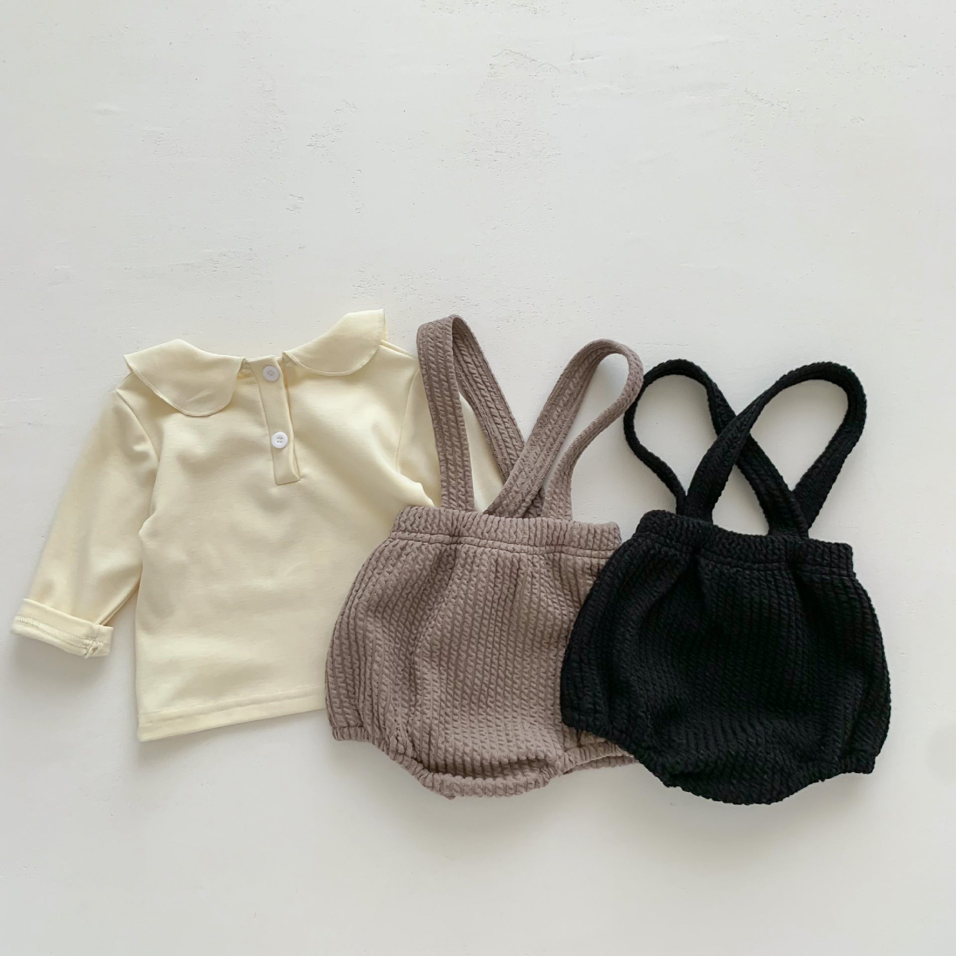 Pagliaccetto Elegante Bambina – Blusa con Colletto e Salopette in Maglia