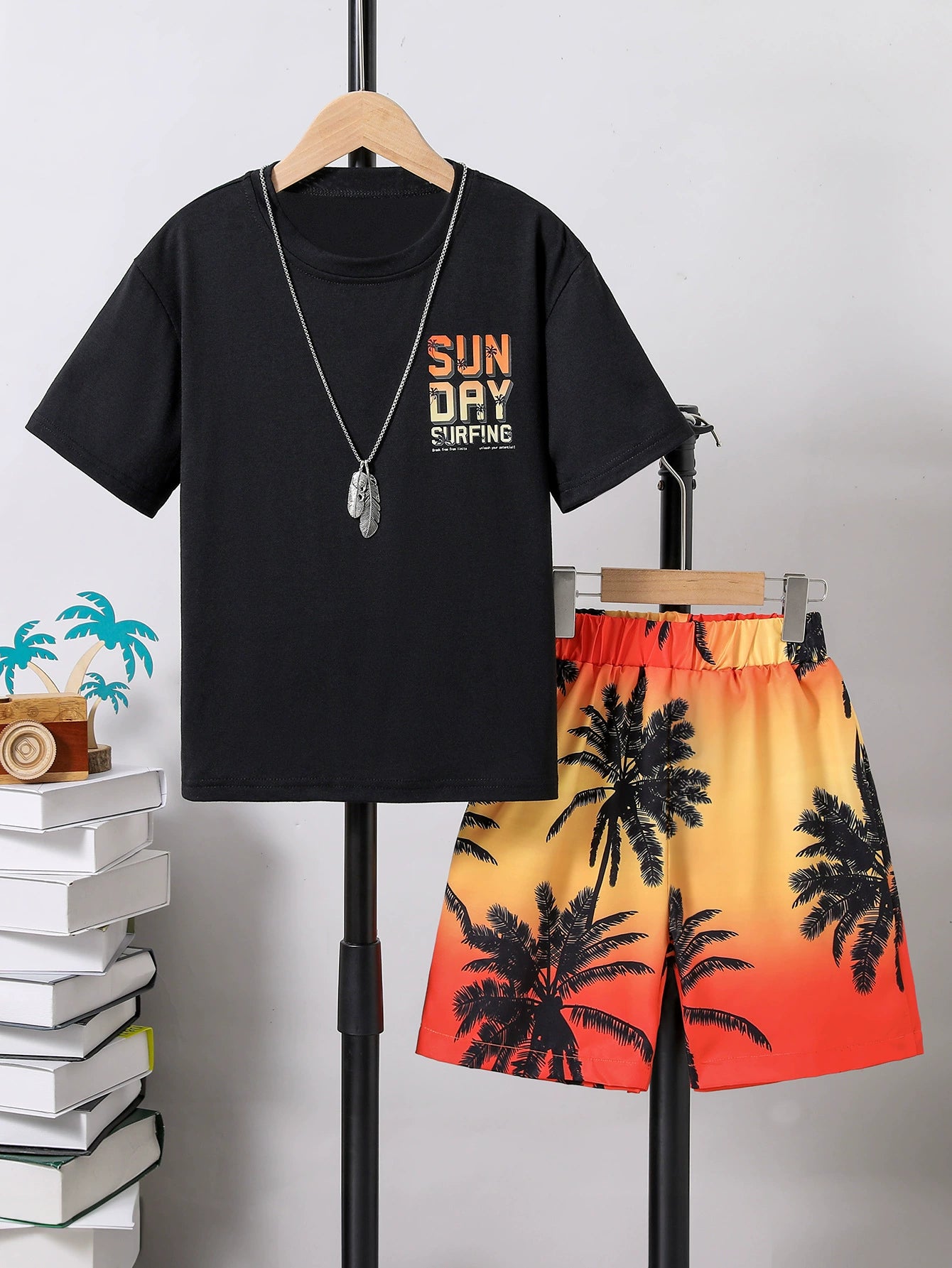 Set Estivo Bambino "Sunday Surfing"   T-Shirt e Shorts