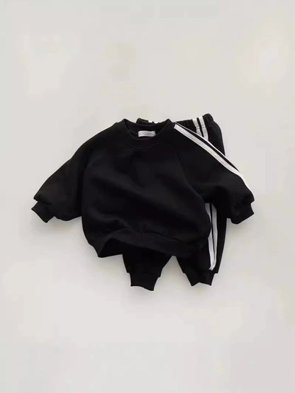 Completo Sportivo Bimbo/Bimba con Bande Laterali