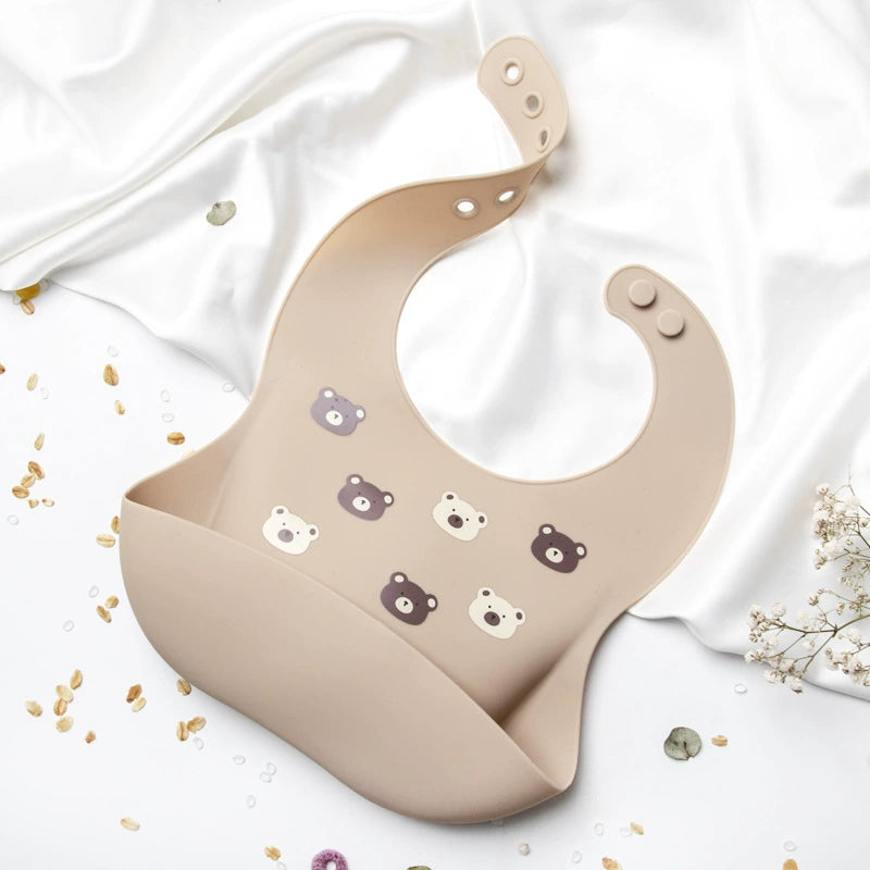 Bavetta in Silicone con Tasca – Modello Orsetti, Morbida e Antigoccia